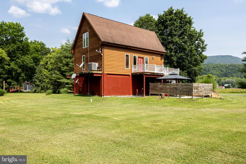 1215 FORT STOVER RD, LURAY, Virginia 22835, 4 Bedrooms Bedrooms, ,3 BathroomsBathrooms,Residential,1215 FORT STOVER RD,VAPA2005036 MLS # VAPA2005036