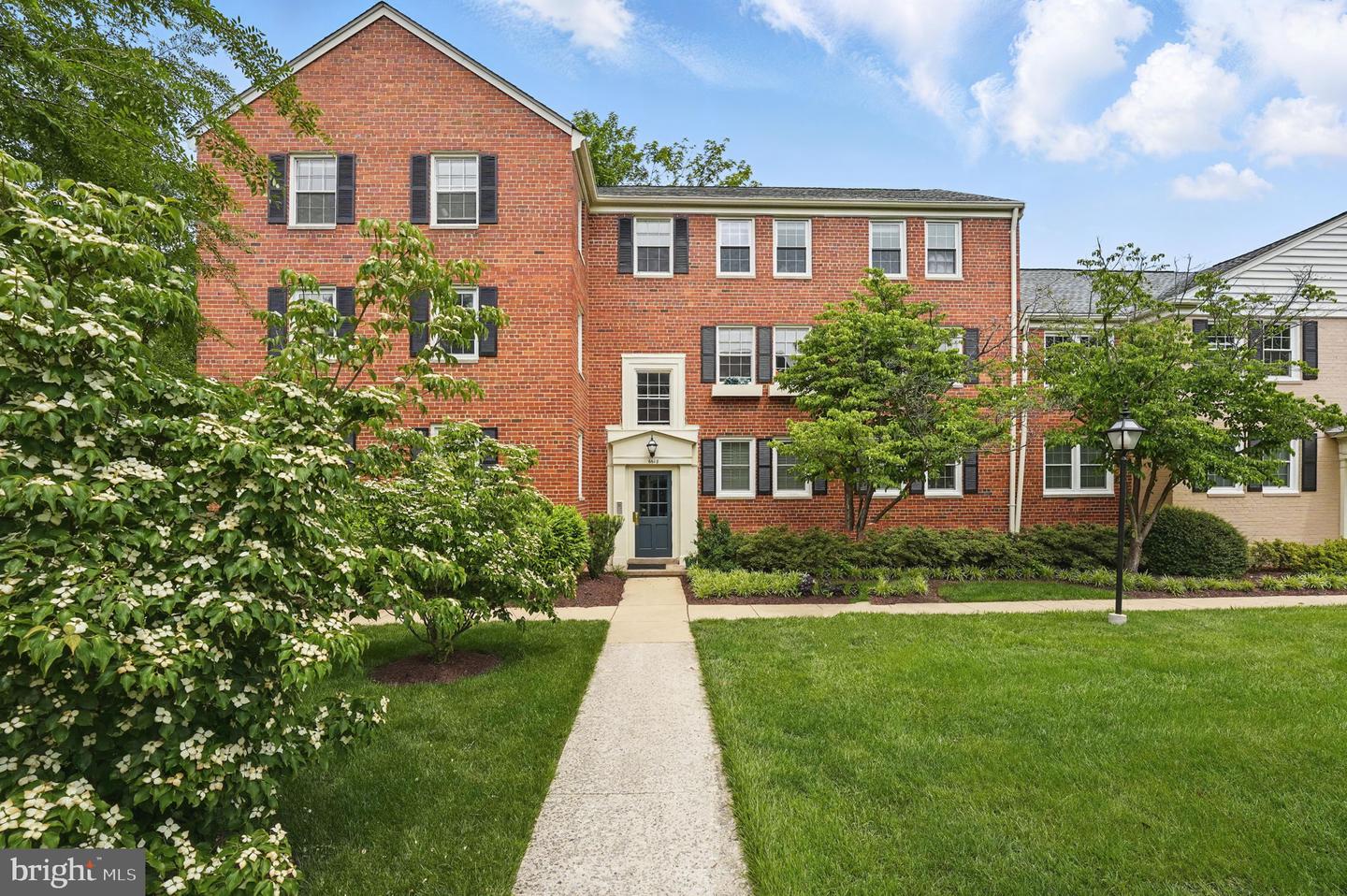 6618 BOULEVARD VW #C1, ALEXANDRIA, Virginia 22307, 2 Bedrooms Bedrooms, ,1 BathroomBathrooms,Residential,For sale,6618 BOULEVARD VW #C1,VAFX2237830 MLS # VAFX2237830