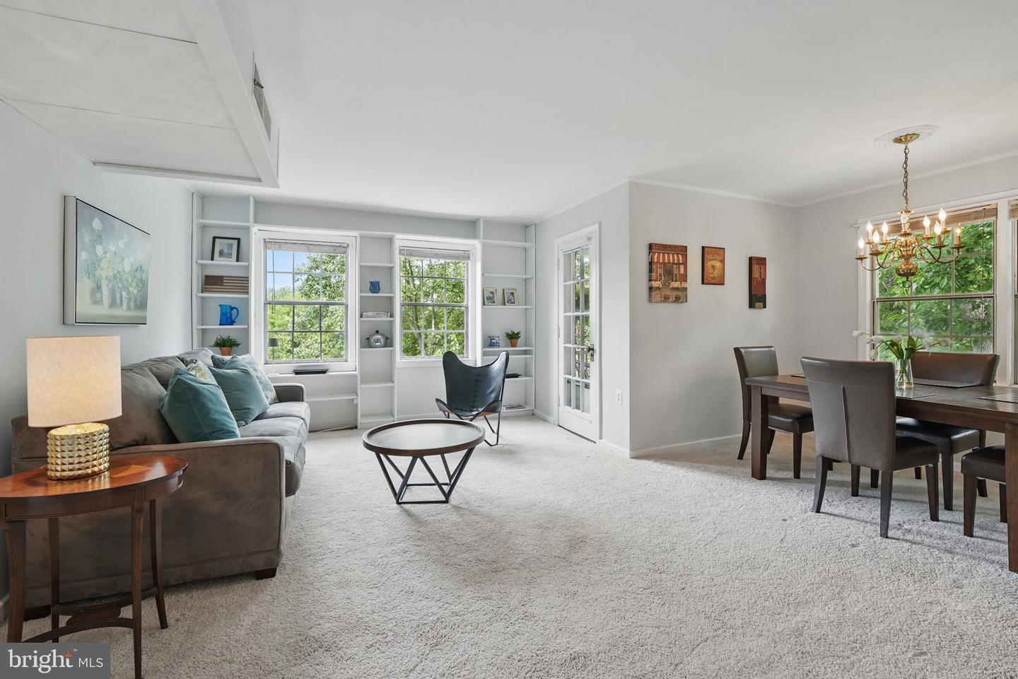6618 BOULEVARD VW #C1, ALEXANDRIA, Virginia 22307, 2 Bedrooms Bedrooms, ,1 BathroomBathrooms,Residential,For sale,6618 BOULEVARD VW #C1,VAFX2237830 MLS # VAFX2237830