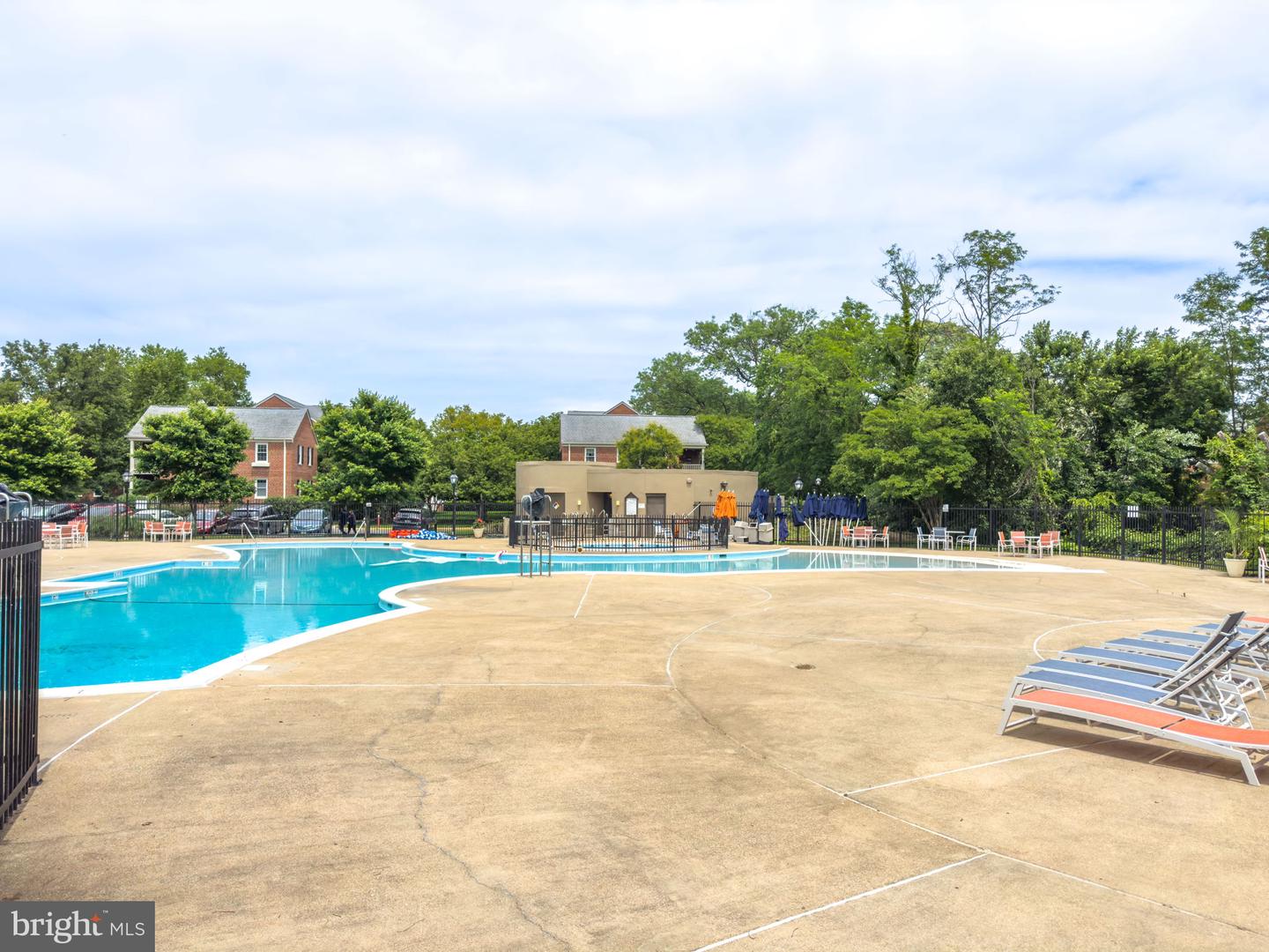 6618 BOULEVARD VW #C1, ALEXANDRIA, Virginia 22307, 2 Bedrooms Bedrooms, ,1 BathroomBathrooms,Residential,For sale,6618 BOULEVARD VW #C1,VAFX2237830 MLS # VAFX2237830