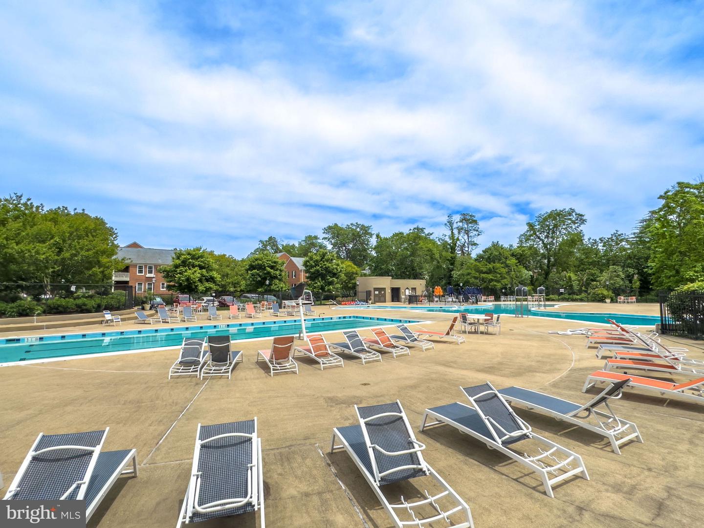 6618 BOULEVARD VW #C1, ALEXANDRIA, Virginia 22307, 2 Bedrooms Bedrooms, ,1 BathroomBathrooms,Residential,For sale,6618 BOULEVARD VW #C1,VAFX2237830 MLS # VAFX2237830