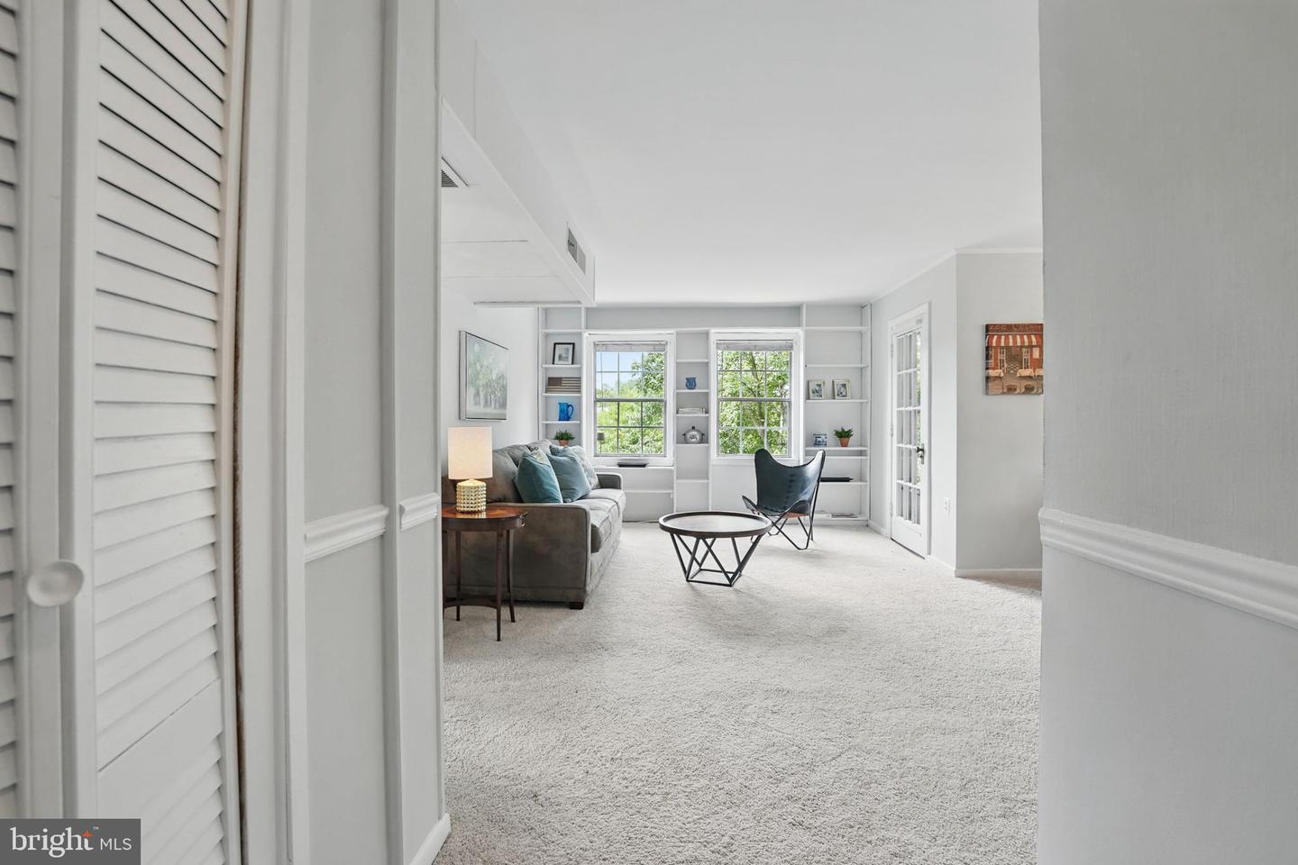 6618 BOULEVARD VW #C1, ALEXANDRIA, Virginia 22307, 2 Bedrooms Bedrooms, ,1 BathroomBathrooms,Residential,For sale,6618 BOULEVARD VW #C1,VAFX2237830 MLS # VAFX2237830