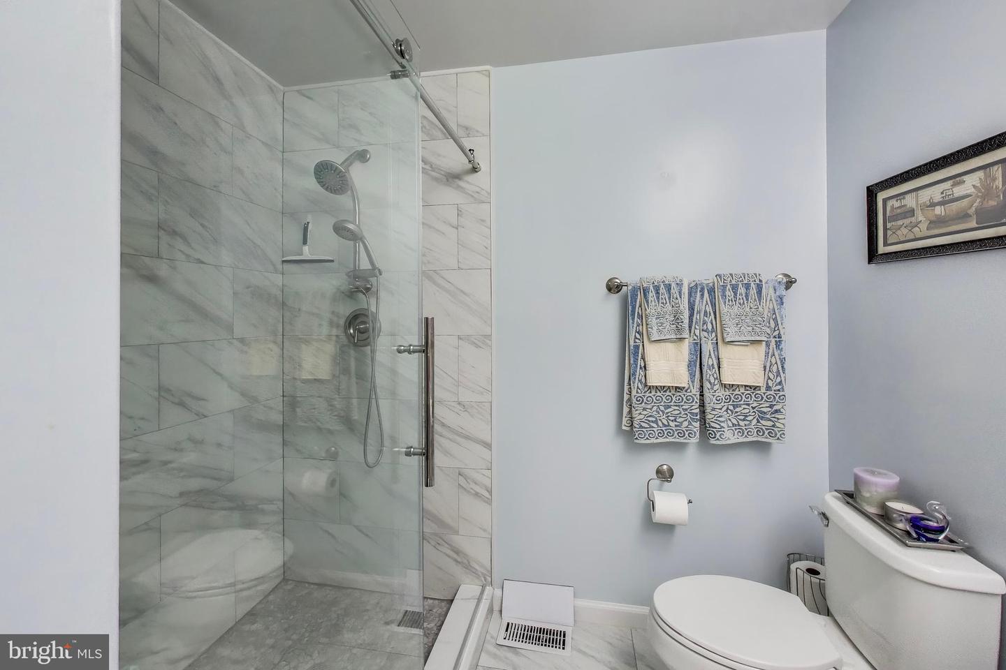 5922 TERRAPIN PL #5922, ALEXANDRIA, Virginia 22310, 2 Bedrooms Bedrooms, ,2 BathroomsBathrooms,Residential,For sale,5922 TERRAPIN PL #5922,VAFX2238080 MLS # VAFX2238080
