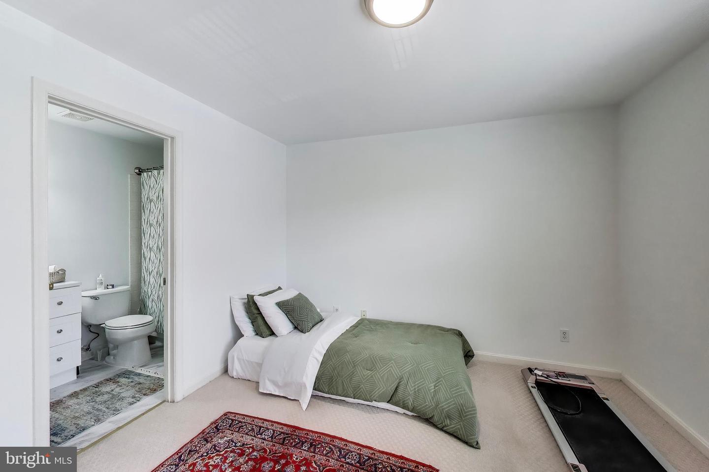 5922 TERRAPIN PL #5922, ALEXANDRIA, Virginia 22310, 2 Bedrooms Bedrooms, ,2 BathroomsBathrooms,Residential,For sale,5922 TERRAPIN PL #5922,VAFX2238080 MLS # VAFX2238080