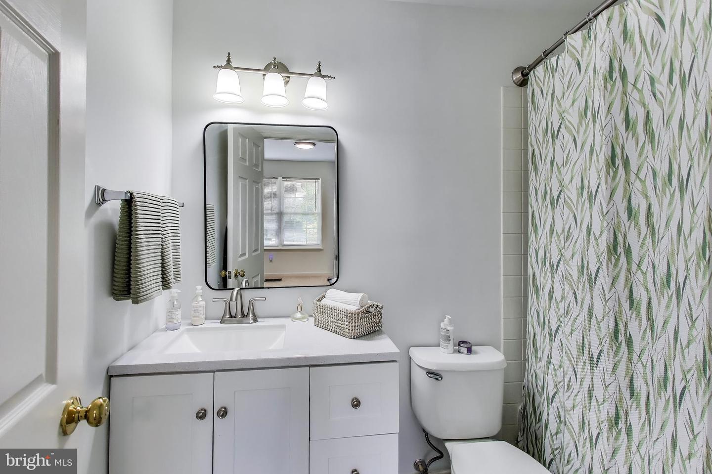 5922 TERRAPIN PL #5922, ALEXANDRIA, Virginia 22310, 2 Bedrooms Bedrooms, ,2 BathroomsBathrooms,Residential,For sale,5922 TERRAPIN PL #5922,VAFX2238080 MLS # VAFX2238080