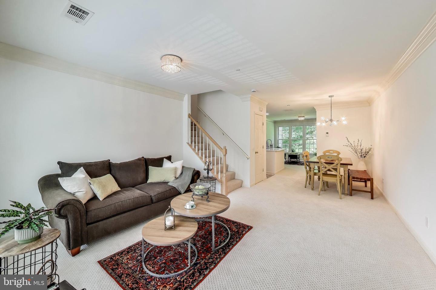 5922 TERRAPIN PL #5922, ALEXANDRIA, Virginia 22310, 2 Bedrooms Bedrooms, ,2 BathroomsBathrooms,Residential,For sale,5922 TERRAPIN PL #5922,VAFX2238080 MLS # VAFX2238080