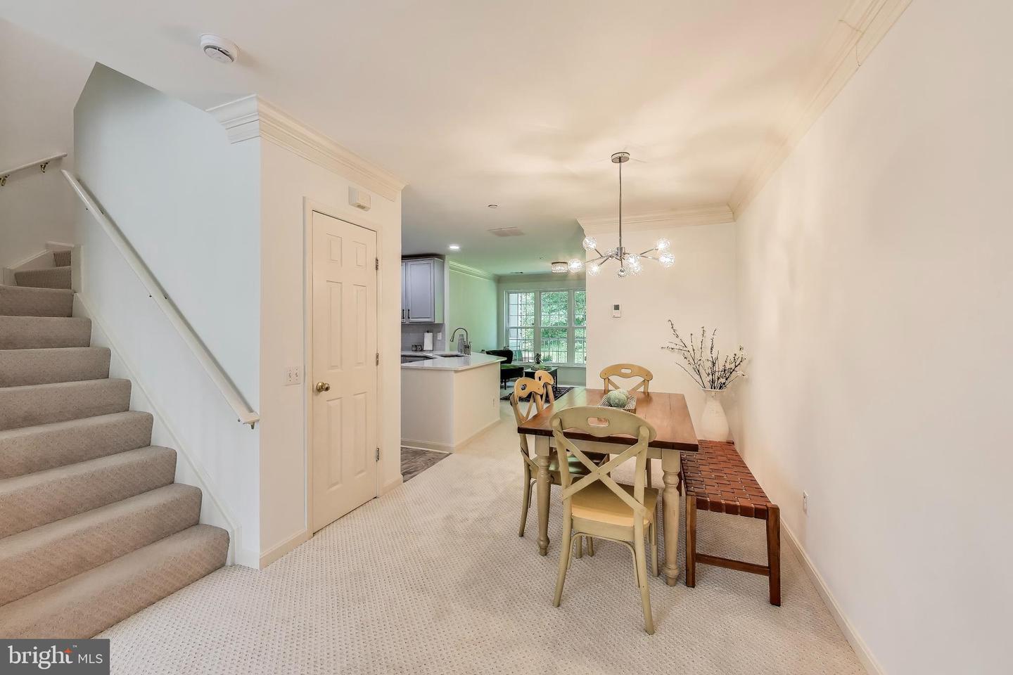 5922 TERRAPIN PL #5922, ALEXANDRIA, Virginia 22310, 2 Bedrooms Bedrooms, ,2 BathroomsBathrooms,Residential,For sale,5922 TERRAPIN PL #5922,VAFX2238080 MLS # VAFX2238080