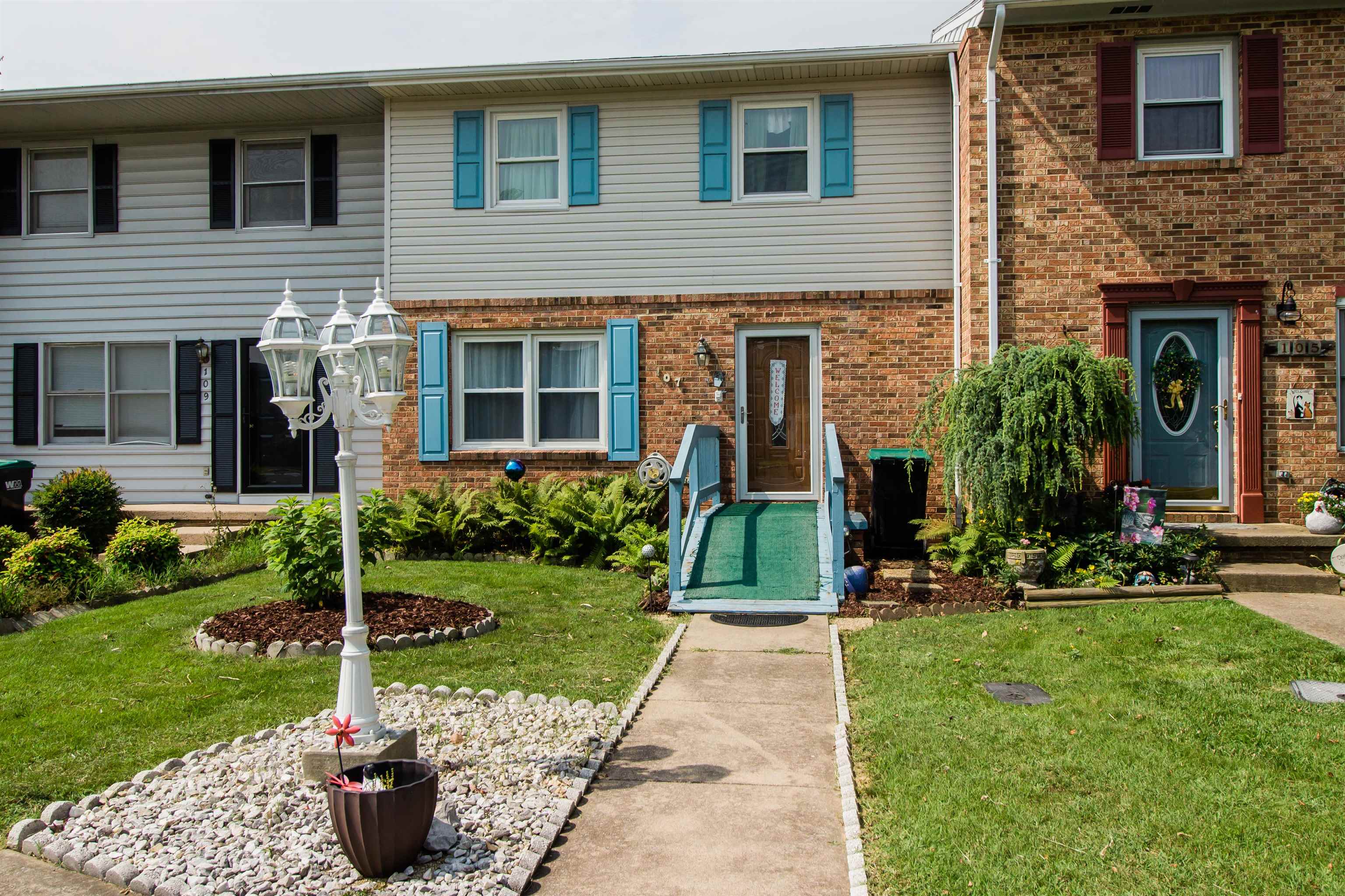 107 CENTURY VILLAGE, NEW MARKET, Virginia 22844, 2 Bedrooms Bedrooms, ,1 BathroomBathrooms,Residential,107 CENTURY VILLAGE,665880 MLS # 665880