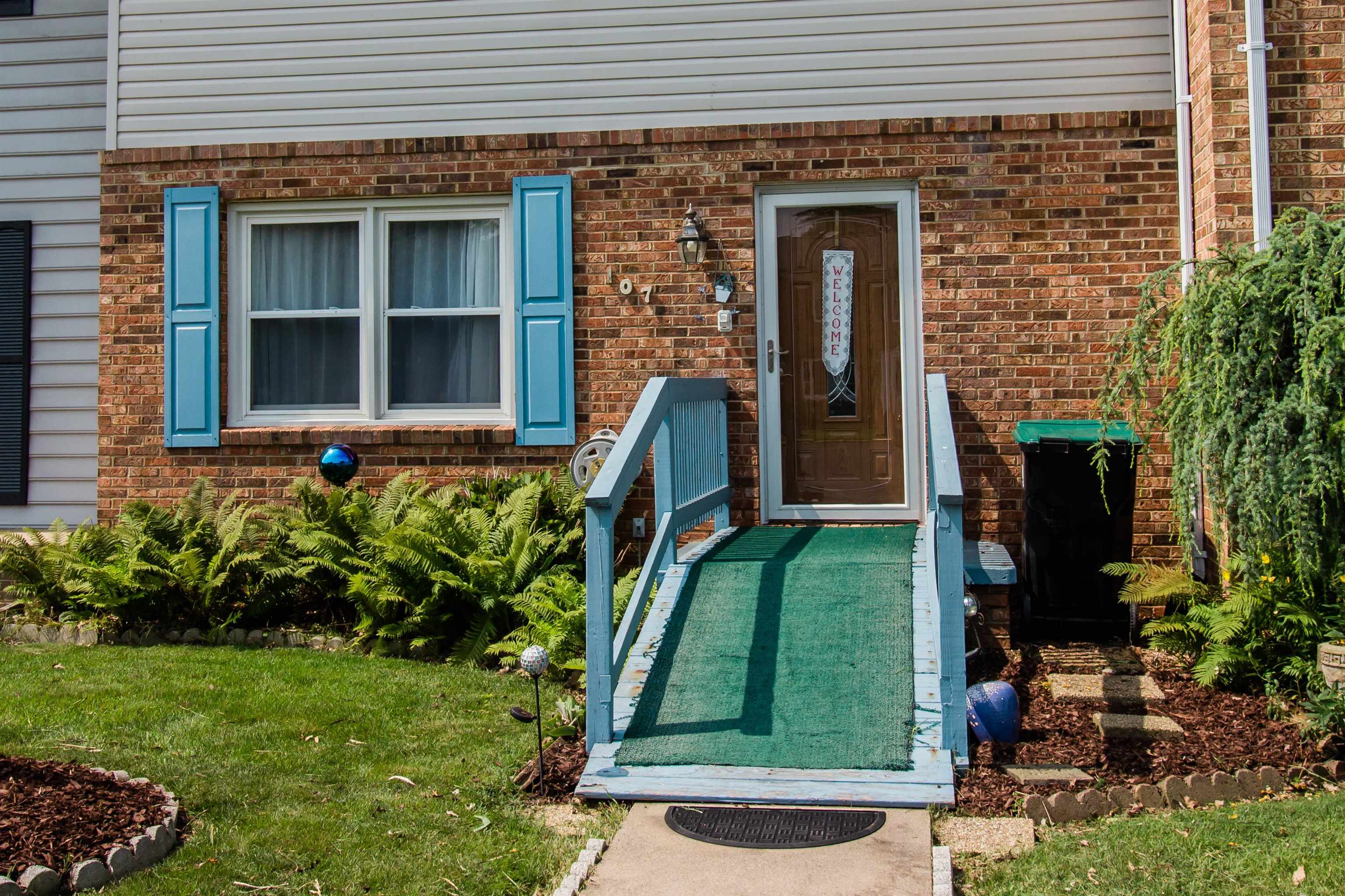 107 CENTURY VILLAGE, NEW MARKET, Virginia 22844, 2 Bedrooms Bedrooms, ,1 BathroomBathrooms,Residential,107 CENTURY VILLAGE,665880 MLS # 665880