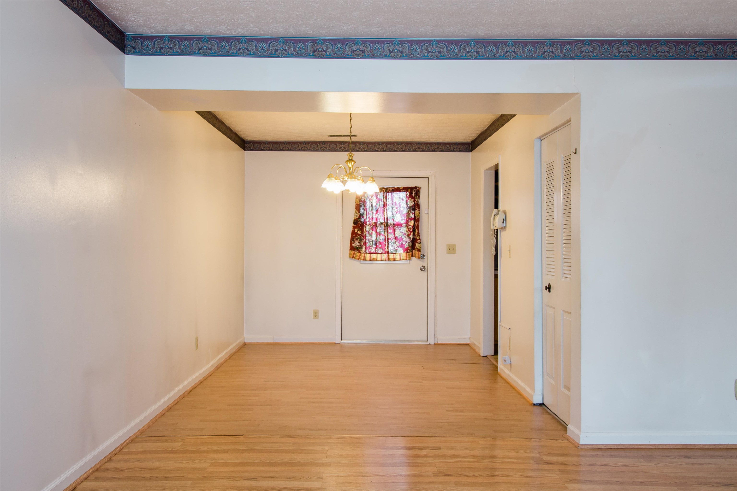 107 CENTURY VILLAGE, NEW MARKET, Virginia 22844, 2 Bedrooms Bedrooms, ,1 BathroomBathrooms,Residential,107 CENTURY VILLAGE,665880 MLS # 665880