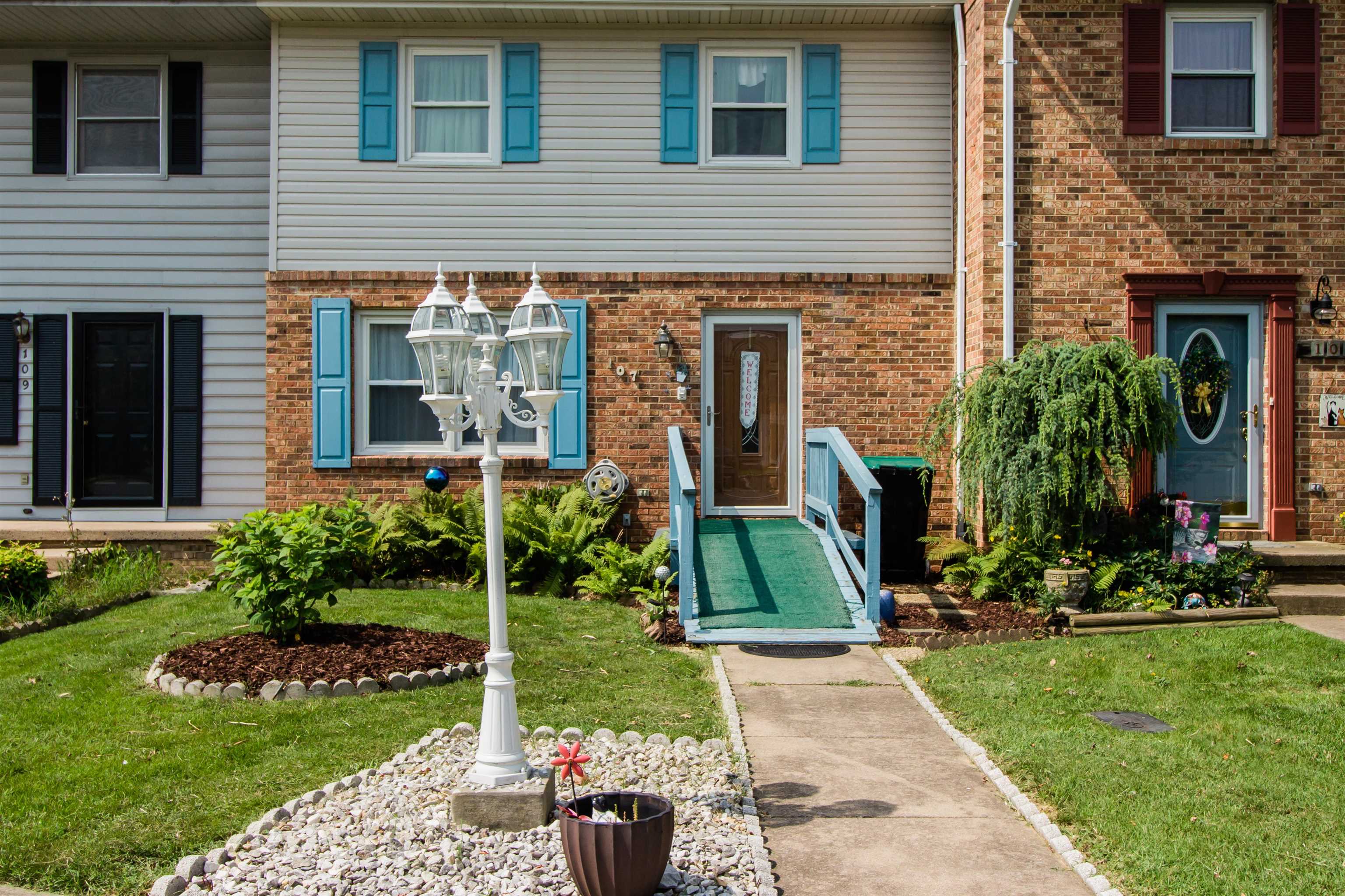 107 CENTURY VILLAGE, NEW MARKET, Virginia 22844, 2 Bedrooms Bedrooms, ,1 BathroomBathrooms,Residential,107 CENTURY VILLAGE,665880 MLS # 665880