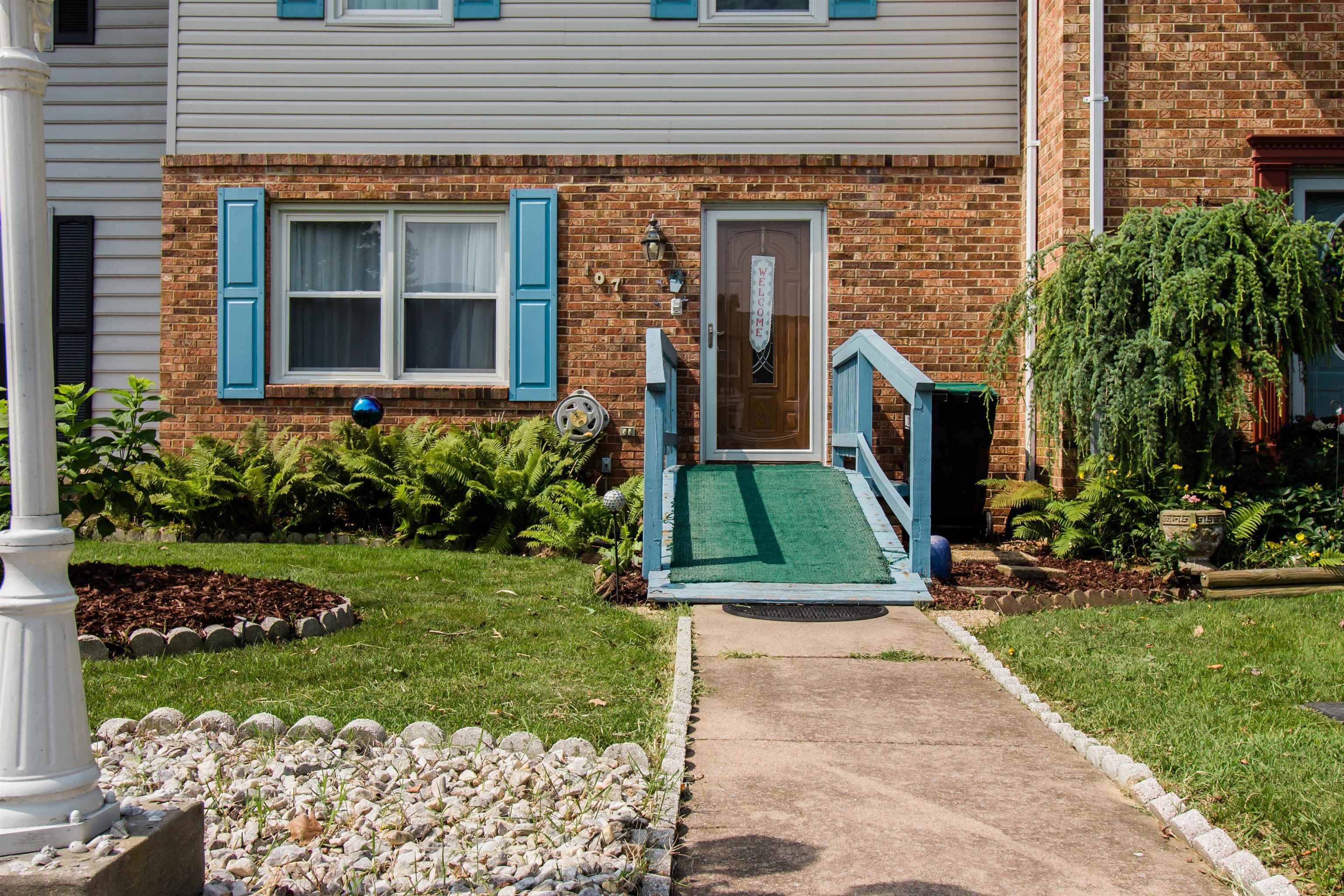 107 CENTURY VILLAGE, NEW MARKET, Virginia 22844, 2 Bedrooms Bedrooms, ,1 BathroomBathrooms,Residential,107 CENTURY VILLAGE,665880 MLS # 665880