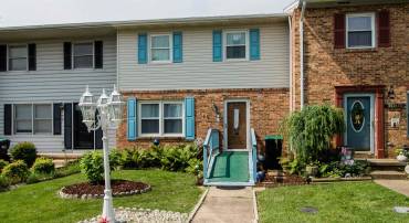 107 CENTURY VILLAGE, NEW MARKET, Virginia 22844, 2 Bedrooms Bedrooms, ,1 BathroomBathrooms,Residential,107 CENTURY VILLAGE,665880 MLS # 665880