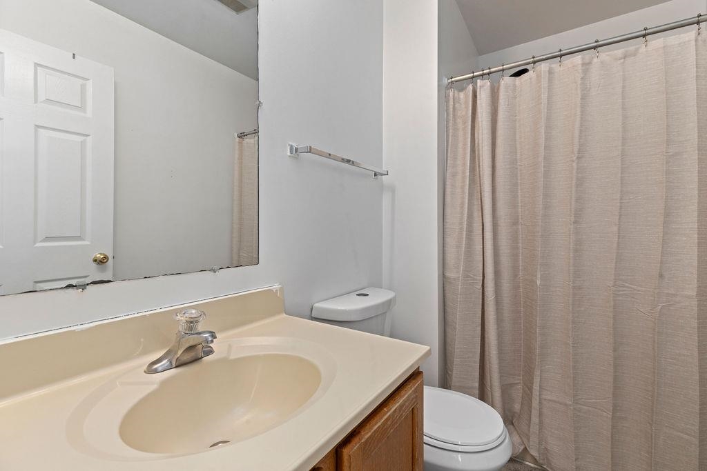 234 COMMERCE DR, HARRISONBURG, Virginia 22801, 3 Bedrooms Bedrooms, ,2 BathroomsBathrooms,Residential,234 COMMERCE DR,665882 MLS # 665882