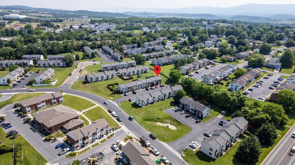 234 COMMERCE DR, HARRISONBURG, Virginia 22801, 3 Bedrooms Bedrooms, ,2 BathroomsBathrooms,Residential,234 COMMERCE DR,665882 MLS # 665882