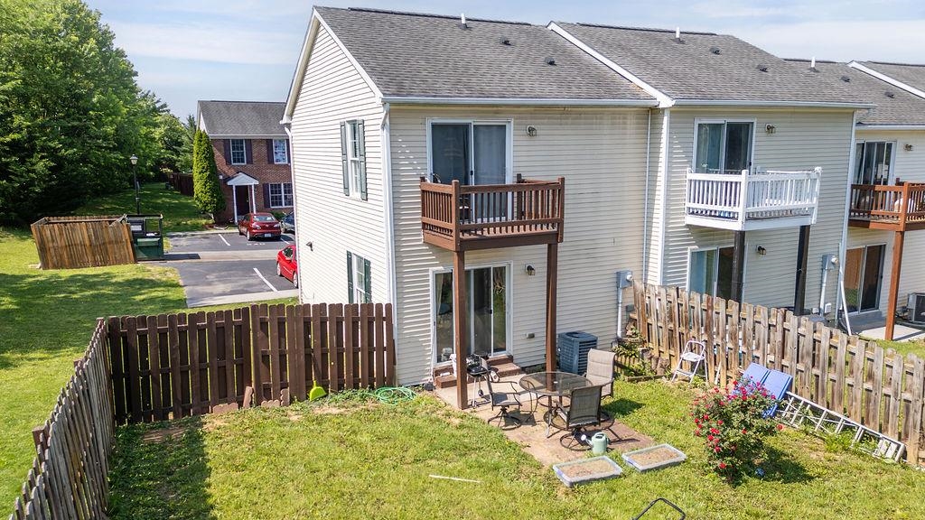 234 COMMERCE DR, HARRISONBURG, Virginia 22801, 3 Bedrooms Bedrooms, ,2 BathroomsBathrooms,Residential,234 COMMERCE DR,665882 MLS # 665882