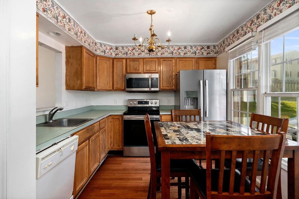 234 COMMERCE DR, HARRISONBURG, Virginia 22801, 3 Bedrooms Bedrooms, ,2 BathroomsBathrooms,Residential,234 COMMERCE DR,665882 MLS # 665882