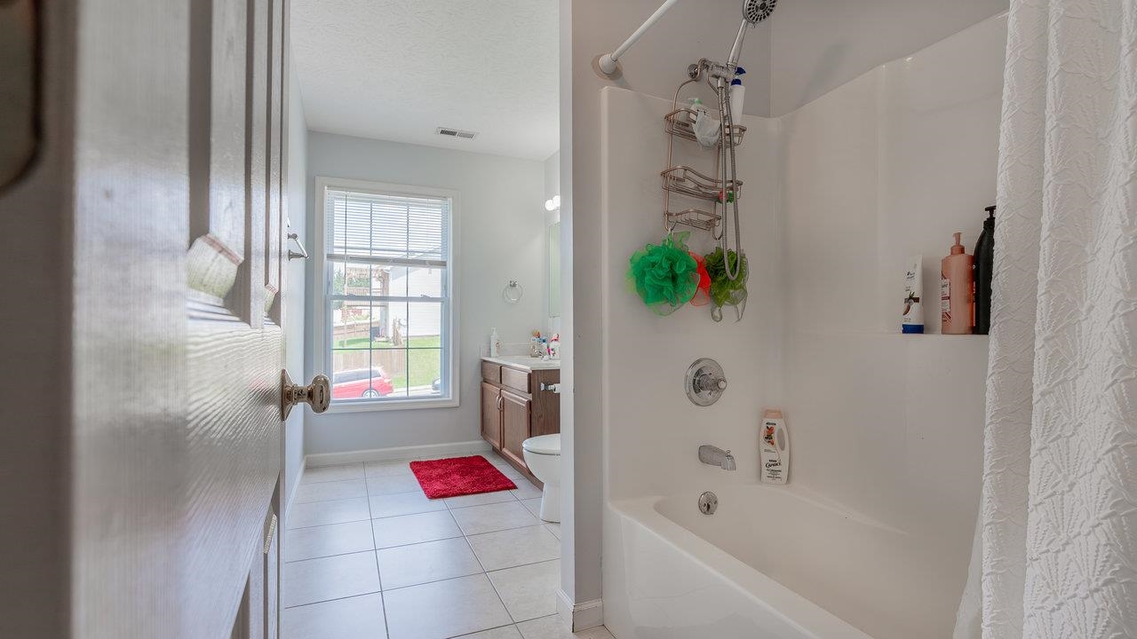 1411 SHENSTONE DR, HARRISONBURG, Virginia 22802, 4 Bedrooms Bedrooms, ,3 BathroomsBathrooms,Residential,1411 SHENSTONE DR,665893 MLS # 665893