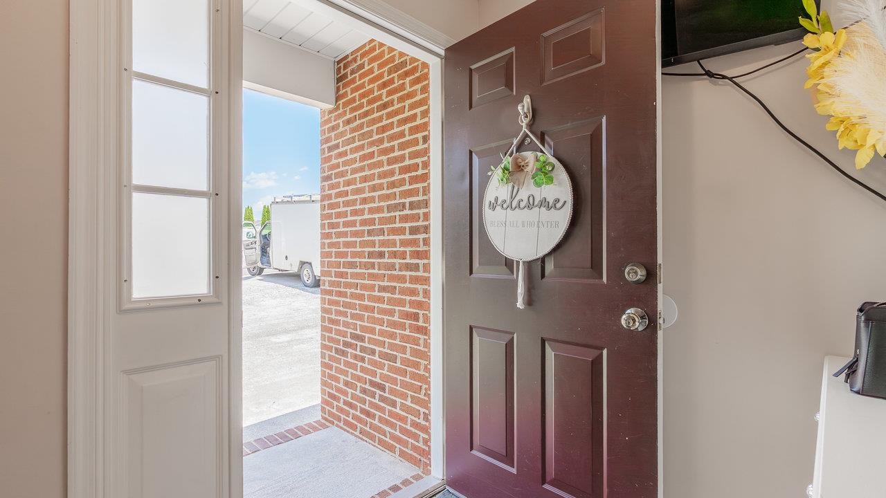 1411 SHENSTONE DR, HARRISONBURG, Virginia 22802, 4 Bedrooms Bedrooms, ,3 BathroomsBathrooms,Residential,1411 SHENSTONE DR,665893 MLS # 665893