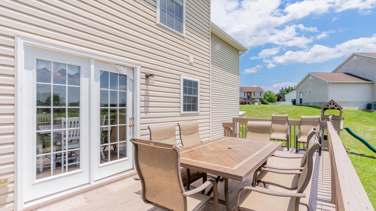1411 SHENSTONE DR, HARRISONBURG, Virginia 22802, 4 Bedrooms Bedrooms, ,3 BathroomsBathrooms,Residential,1411 SHENSTONE DR,665893 MLS # 665893