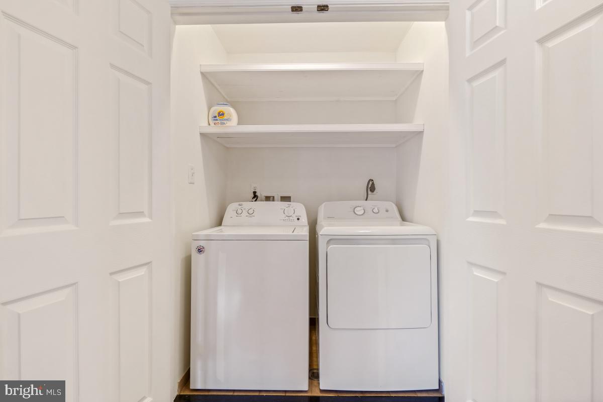 905 BURKE DR, WOODBRIDGE, Virginia 22191, 3 Bedrooms Bedrooms, ,2 BathroomsBathrooms,Residential,For sale,905 BURKE DR,VAPW2094038 MLS # VAPW2094038