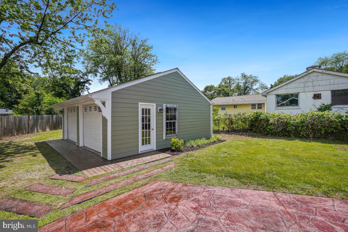 905 BURKE DR, WOODBRIDGE, Virginia 22191, 3 Bedrooms Bedrooms, ,2 BathroomsBathrooms,Residential,For sale,905 BURKE DR,VAPW2094038 MLS # VAPW2094038