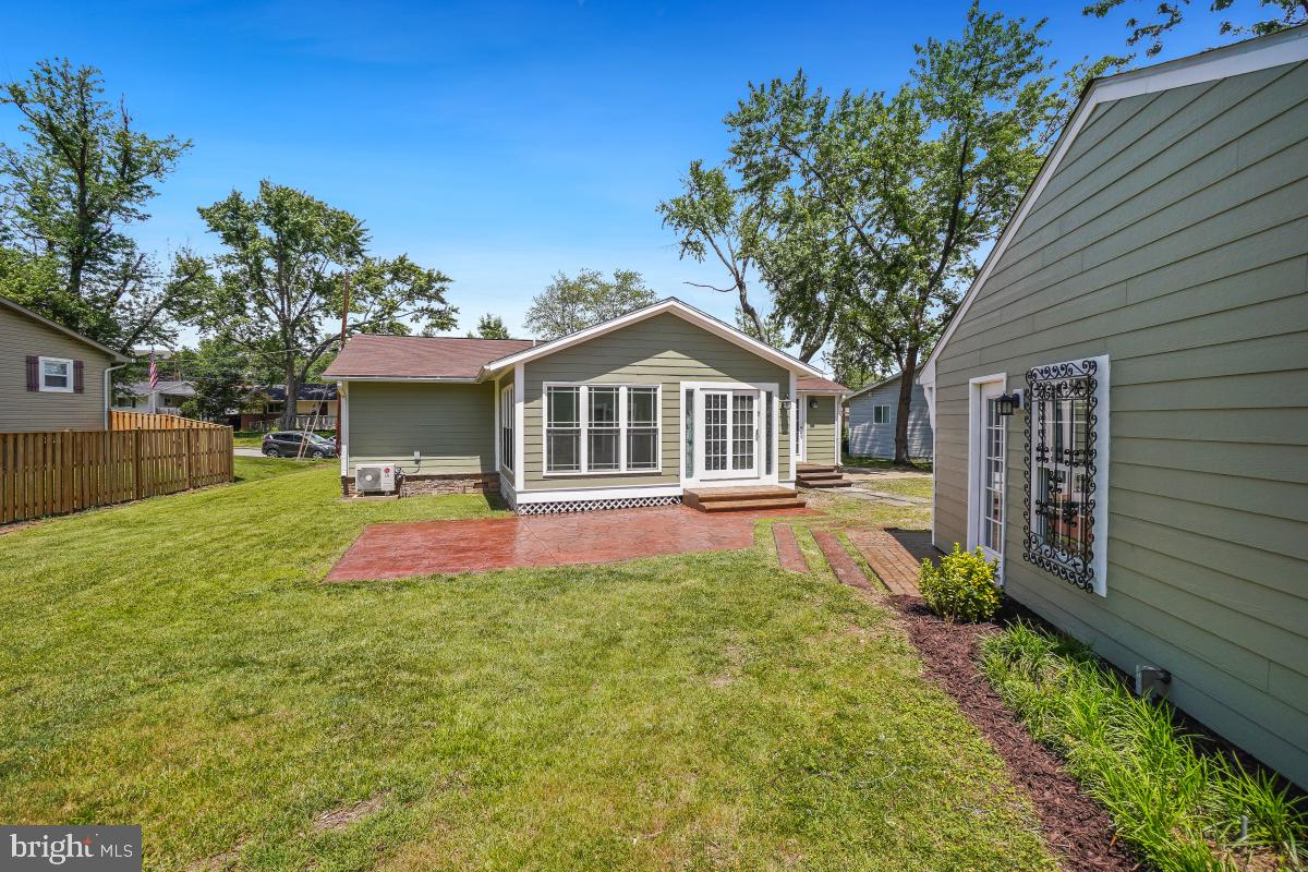905 BURKE DR, WOODBRIDGE, Virginia 22191, 3 Bedrooms Bedrooms, ,2 BathroomsBathrooms,Residential,For sale,905 BURKE DR,VAPW2094038 MLS # VAPW2094038