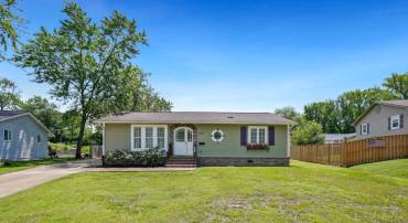 905 BURKE DR, WOODBRIDGE, Virginia 22191, 3 Bedrooms Bedrooms, ,2 BathroomsBathrooms,Residential,For sale,905 BURKE DR,VAPW2094038 MLS # VAPW2094038