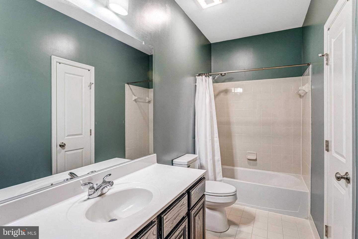 11972 TYGART LAKE DR, BRISTOW, Virginia 20136, 3 Bedrooms Bedrooms, ,2 BathroomsBathrooms,Residential,For sale,11972 TYGART LAKE DR,VAPW2094134 MLS # VAPW2094134