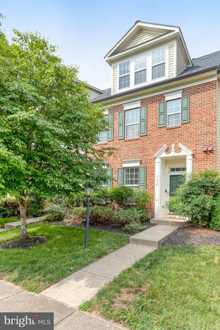 11972 TYGART LAKE DR, BRISTOW, Virginia 20136, 3 Bedrooms Bedrooms, ,2 BathroomsBathrooms,Residential,For sale,11972 TYGART LAKE DR,VAPW2094134 MLS # VAPW2094134