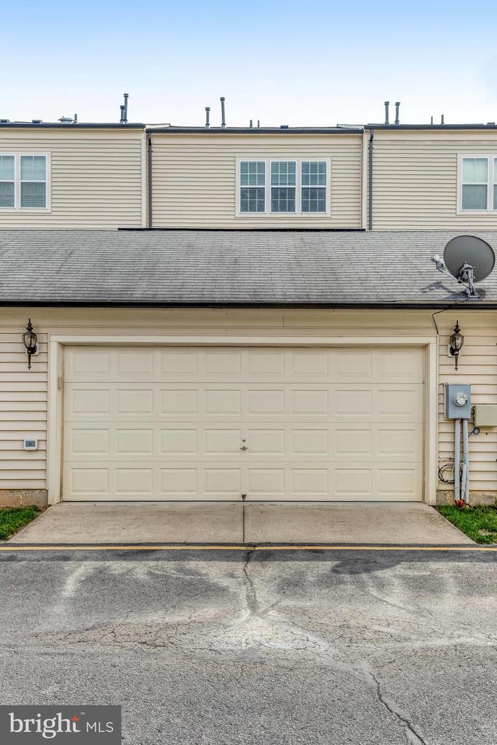 11972 TYGART LAKE DR, BRISTOW, Virginia 20136, 3 Bedrooms Bedrooms, ,2 BathroomsBathrooms,Residential,For sale,11972 TYGART LAKE DR,VAPW2094134 MLS # VAPW2094134