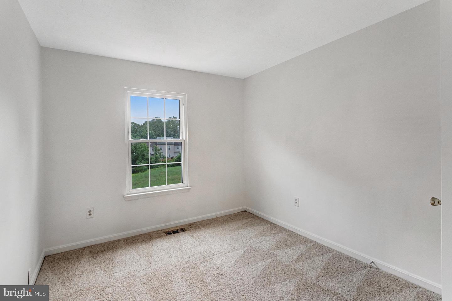 204 PARK BROOK CT, STAFFORD, Virginia 22554, 3 Bedrooms Bedrooms, ,2 BathroomsBathrooms,Residential,For sale,204 PARK BROOK CT,VAST2038584 MLS # VAST2038584