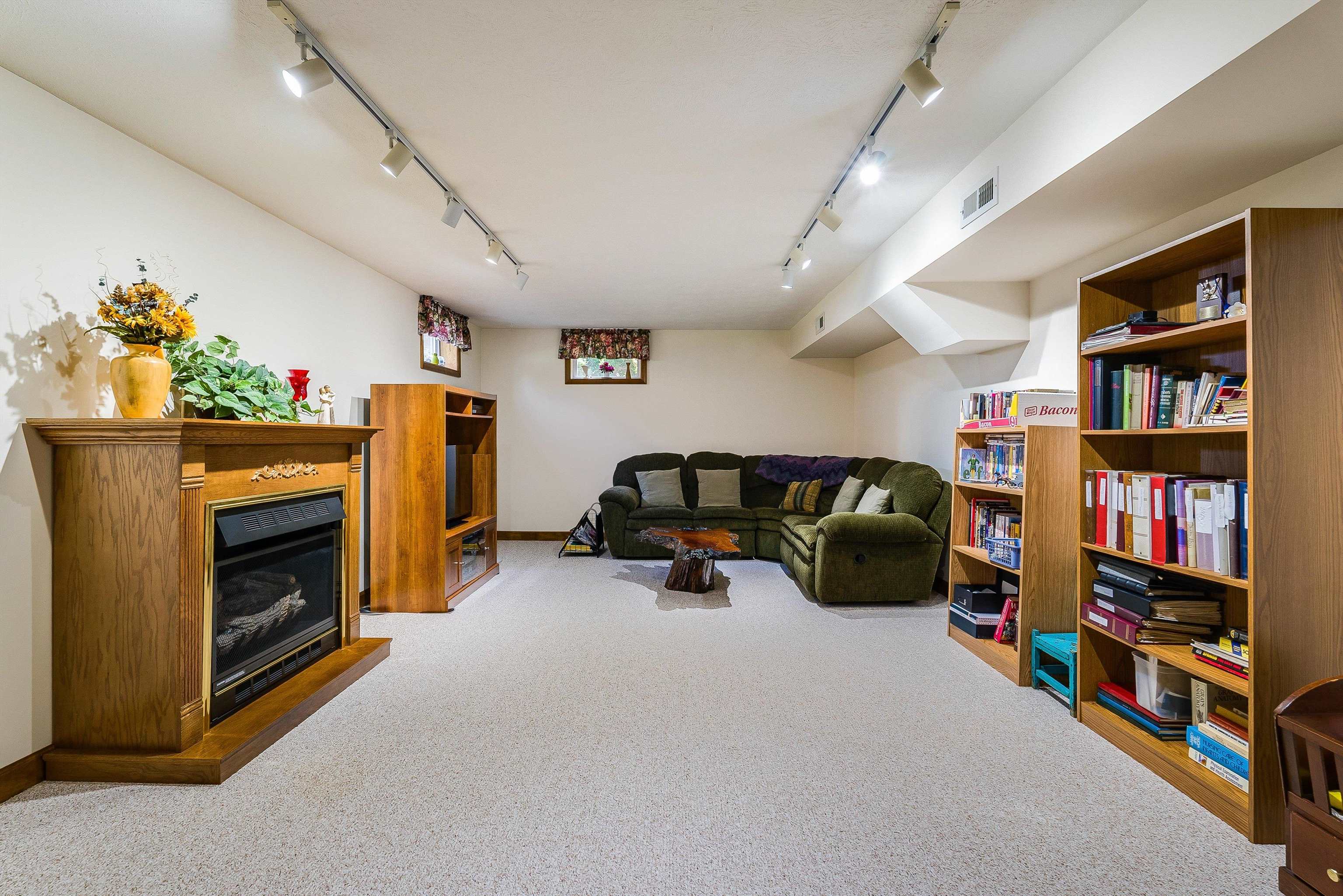 5636 ARCHERS LN, ROCKINGHAM, Virginia 22801, 4 Bedrooms Bedrooms, ,2 BathroomsBathrooms,Residential,5636 ARCHERS LN,665897 MLS # 665897