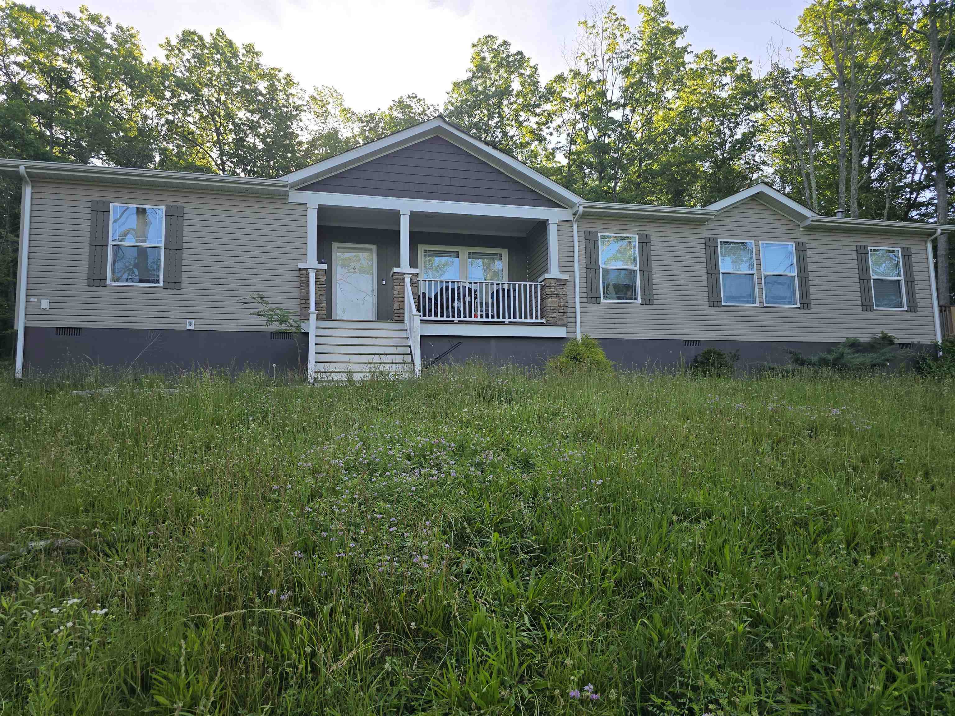 41 SCENIC HILLS DR, WAYNESBORO, Virginia 22980, 3 Bedrooms Bedrooms, ,2 BathroomsBathrooms,Residential,41 SCENIC HILLS DR,665900 MLS # 665900