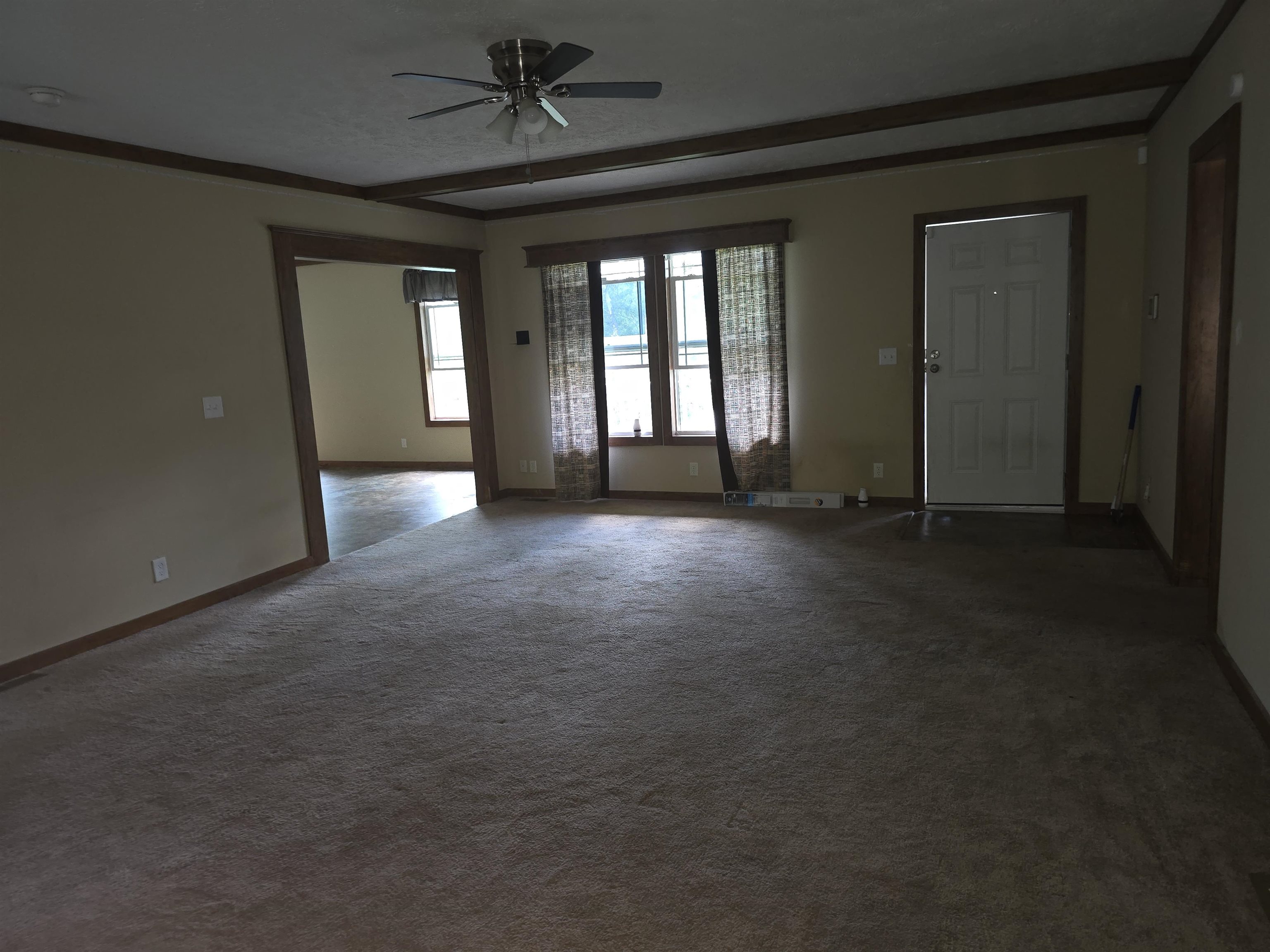 41 SCENIC HILLS DR, WAYNESBORO, Virginia 22980, 3 Bedrooms Bedrooms, ,2 BathroomsBathrooms,Residential,41 SCENIC HILLS DR,665900 MLS # 665900