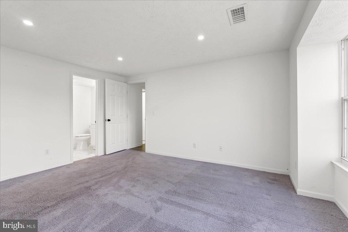 3371 YOST LN #201, DUMFRIES, Virginia 22026, 2 Bedrooms Bedrooms, ,2 BathroomsBathrooms,Residential,For sale,3371 YOST LN #201,VAPW2094400 MLS # VAPW2094400