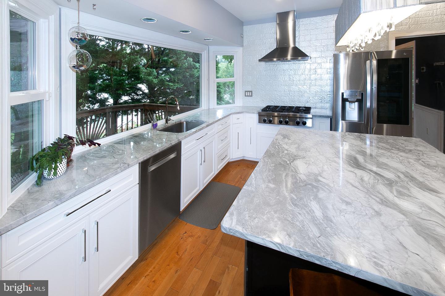 13500 OVER RIDGE CT, CHANTILLY, Virginia 20151, 5 Bedrooms Bedrooms, ,3 BathroomsBathrooms,Residential,For sale,13500 OVER RIDGE CT,VAFX2240270 MLS # VAFX2240270