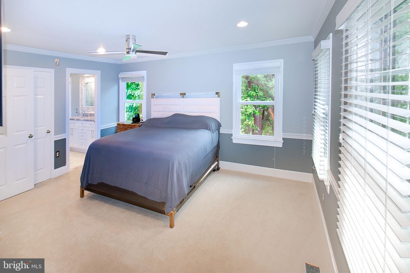 13500 OVER RIDGE CT, CHANTILLY, Virginia 20151, 5 Bedrooms Bedrooms, ,3 BathroomsBathrooms,Residential,For sale,13500 OVER RIDGE CT,VAFX2240270 MLS # VAFX2240270