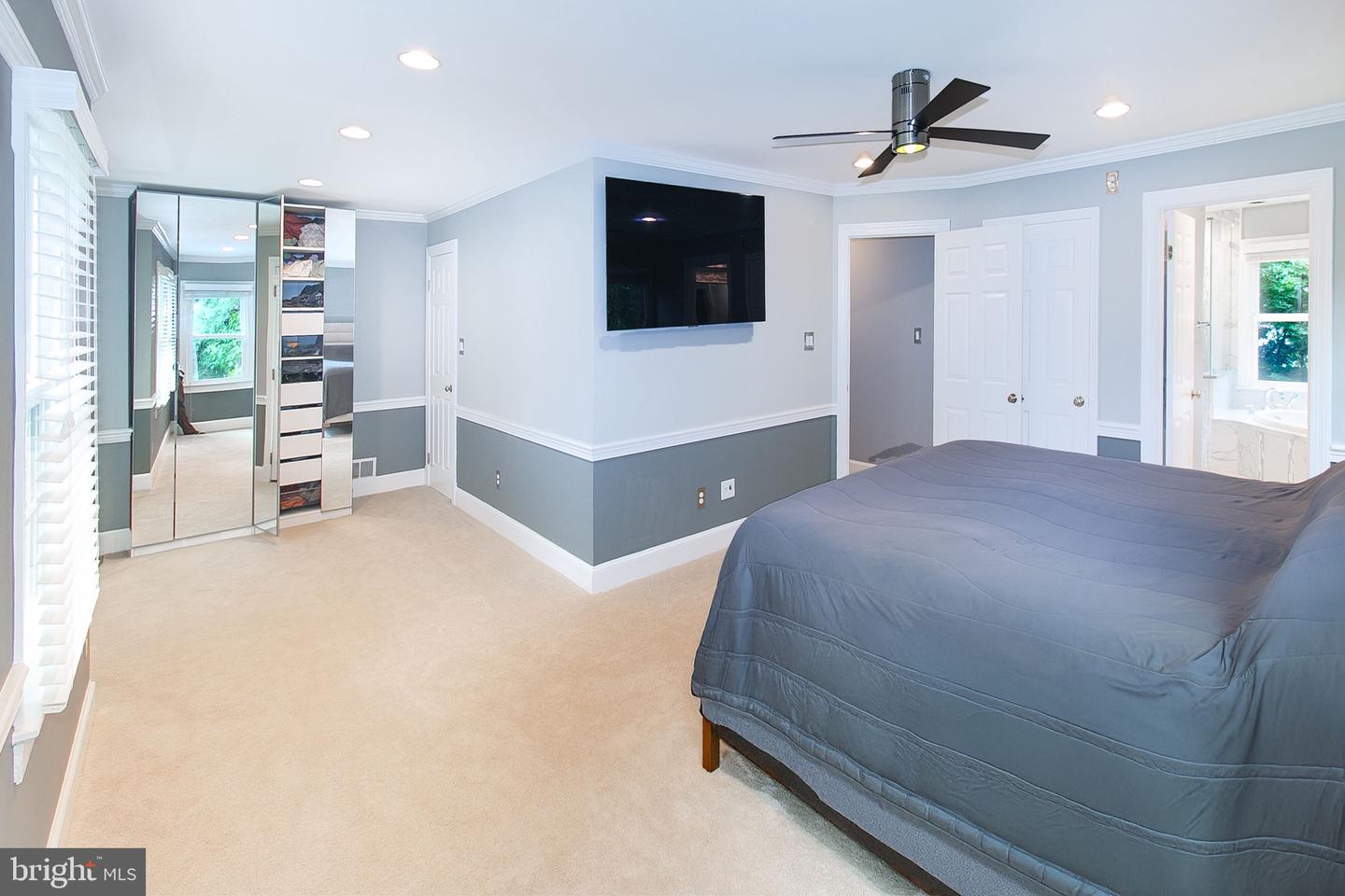 13500 OVER RIDGE CT, CHANTILLY, Virginia 20151, 5 Bedrooms Bedrooms, ,3 BathroomsBathrooms,Residential,For sale,13500 OVER RIDGE CT,VAFX2240270 MLS # VAFX2240270