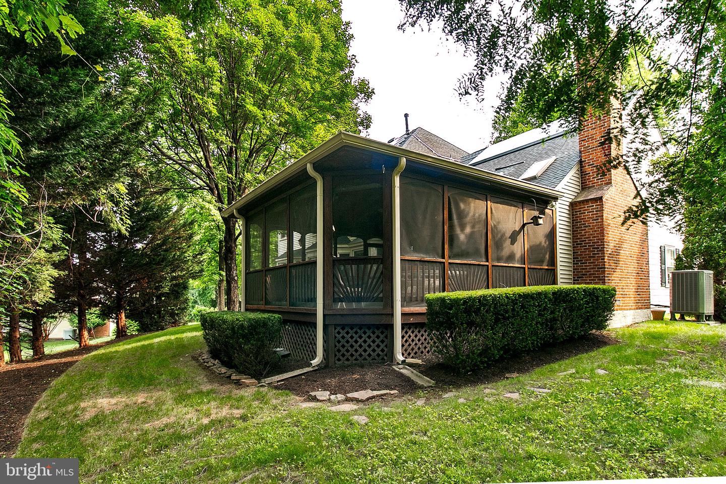 13500 OVER RIDGE CT, CHANTILLY, Virginia 20151, 5 Bedrooms Bedrooms, ,3 BathroomsBathrooms,Residential,For sale,13500 OVER RIDGE CT,VAFX2240270 MLS # VAFX2240270