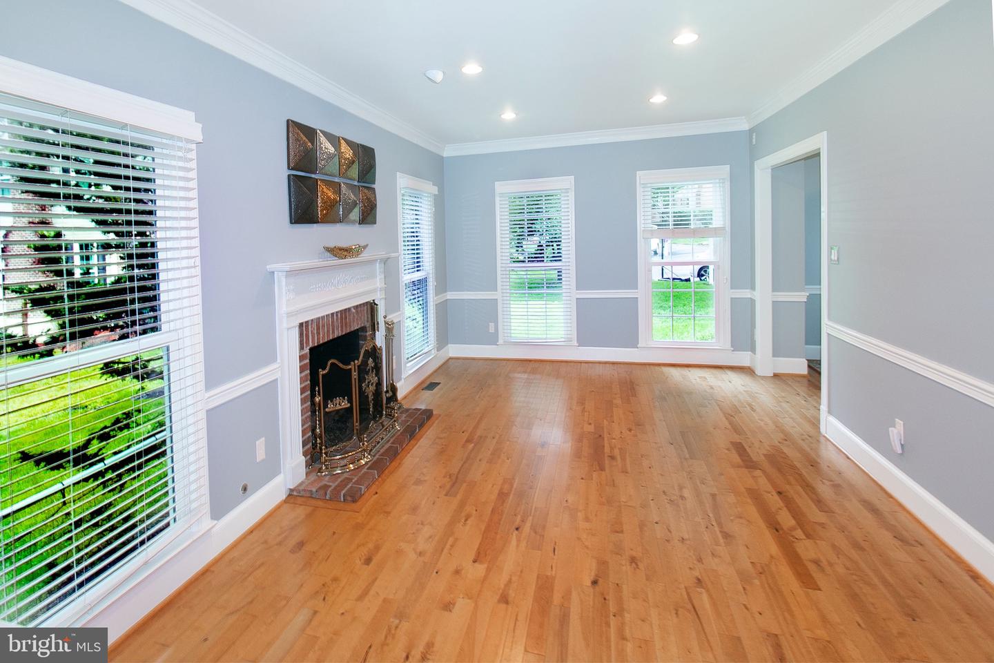 13500 OVER RIDGE CT, CHANTILLY, Virginia 20151, 5 Bedrooms Bedrooms, ,3 BathroomsBathrooms,Residential,For sale,13500 OVER RIDGE CT,VAFX2240270 MLS # VAFX2240270