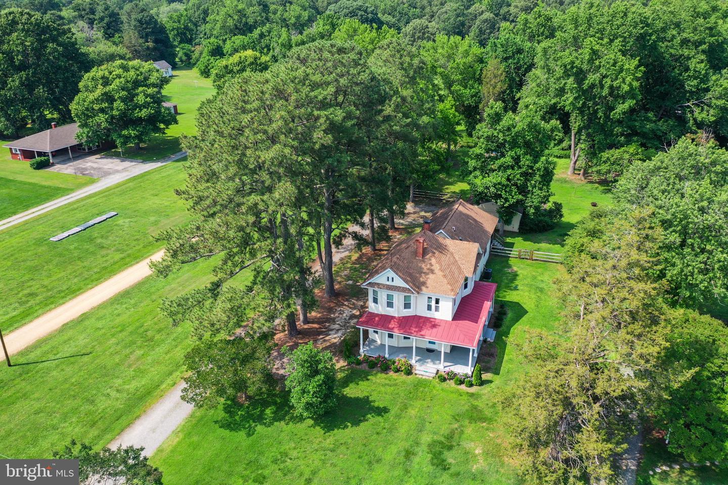 370 KING CARTER DR, IRVINGTON, Virginia 22480, 3 Bedrooms Bedrooms, 7 Rooms Rooms,2 BathroomsBathrooms,Residential,For sale,370 KING CARTER DR,VALV2000800 MLS # VALV2000800