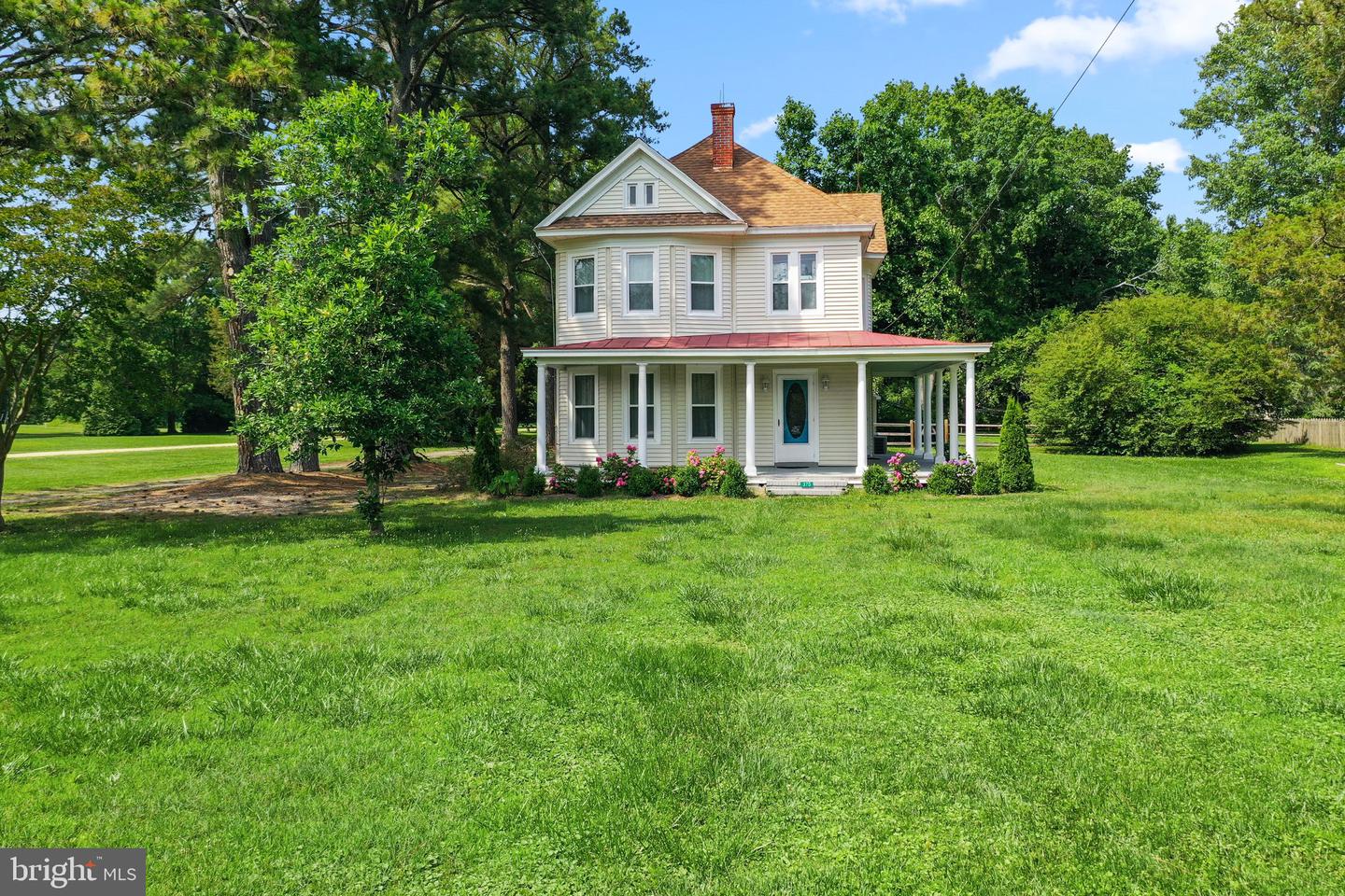 370 KING CARTER DR, IRVINGTON, Virginia 22480, 3 Bedrooms Bedrooms, 7 Rooms Rooms,2 BathroomsBathrooms,Residential,For sale,370 KING CARTER DR,VALV2000800 MLS # VALV2000800