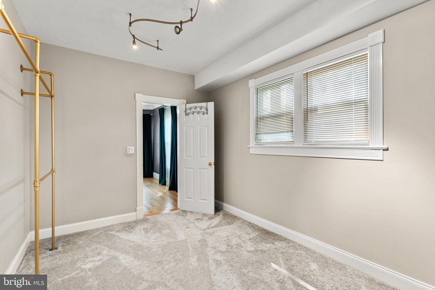 370 KING CARTER DR, IRVINGTON, Virginia 22480, 3 Bedrooms Bedrooms, 7 Rooms Rooms,2 BathroomsBathrooms,Residential,For sale,370 KING CARTER DR,VALV2000800 MLS # VALV2000800