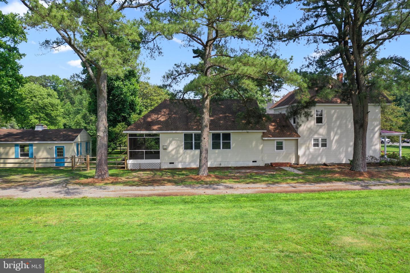370 KING CARTER DR, IRVINGTON, Virginia 22480, 3 Bedrooms Bedrooms, 7 Rooms Rooms,2 BathroomsBathrooms,Residential,For sale,370 KING CARTER DR,VALV2000800 MLS # VALV2000800