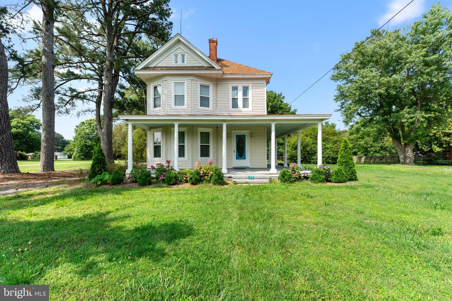 370 KING CARTER DR, IRVINGTON, Virginia 22480, 3 Bedrooms Bedrooms, 7 Rooms Rooms,2 BathroomsBathrooms,Residential,For sale,370 KING CARTER DR,VALV2000800 MLS # VALV2000800