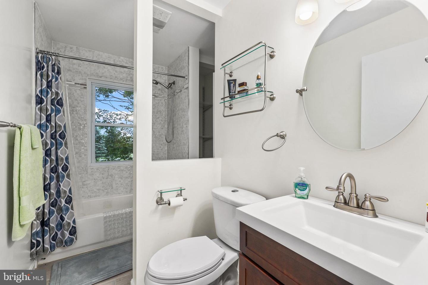 39747 THE NARROWS RD, WATERFORD, Virginia 20197, 5 Bedrooms Bedrooms, ,2 BathroomsBathrooms,Residential,For sale,39747 THE NARROWS RD,VALO2096534 MLS # VALO2096534