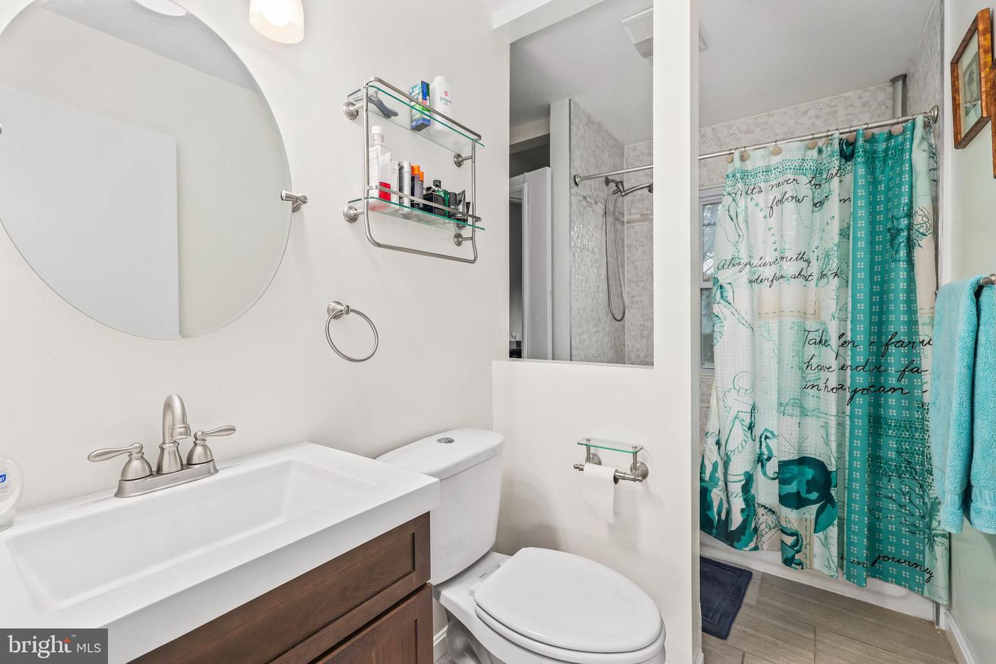 39747 THE NARROWS RD, WATERFORD, Virginia 20197, 5 Bedrooms Bedrooms, ,2 BathroomsBathrooms,Residential,For sale,39747 THE NARROWS RD,VALO2096534 MLS # VALO2096534