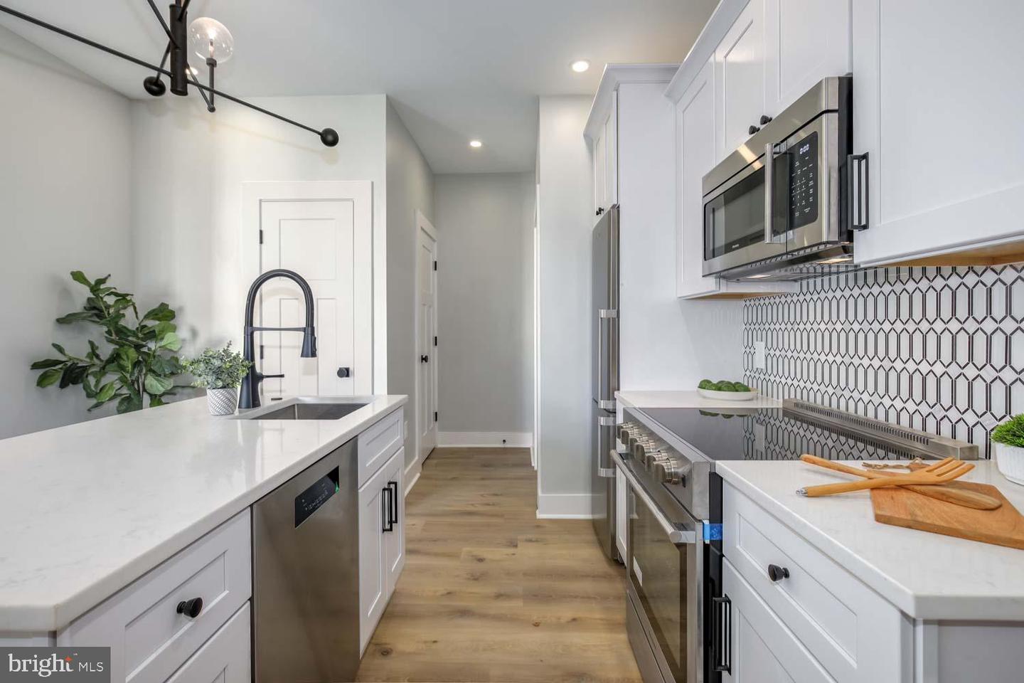 1634 S ST NW #600, WASHINGTON, District Of Columbia 20009, 1 Bedroom Bedrooms, ,1 BathroomBathrooms,Residential,For sale,1634 S ST NW #600,DCDC2200924 MLS # DCDC2200924