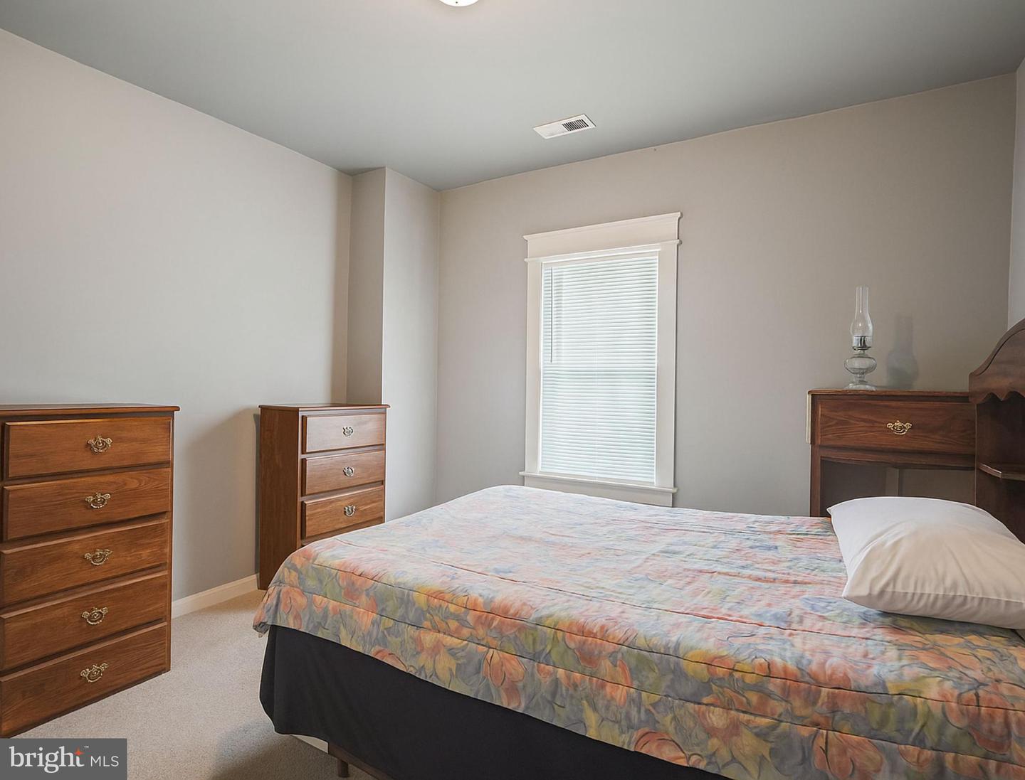 66 53RD PL SE, WASHINGTON, District Of Columbia 20019, 5 Bedrooms Bedrooms, ,2 BathroomsBathrooms,Residential,For sale,66 53RD PL SE,DCDC2200992 MLS # DCDC2200992